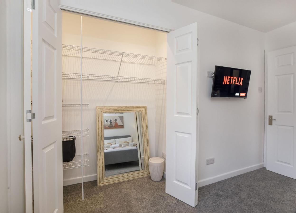 The Willows With Free Parking For 2 Cars York Bagian luar foto