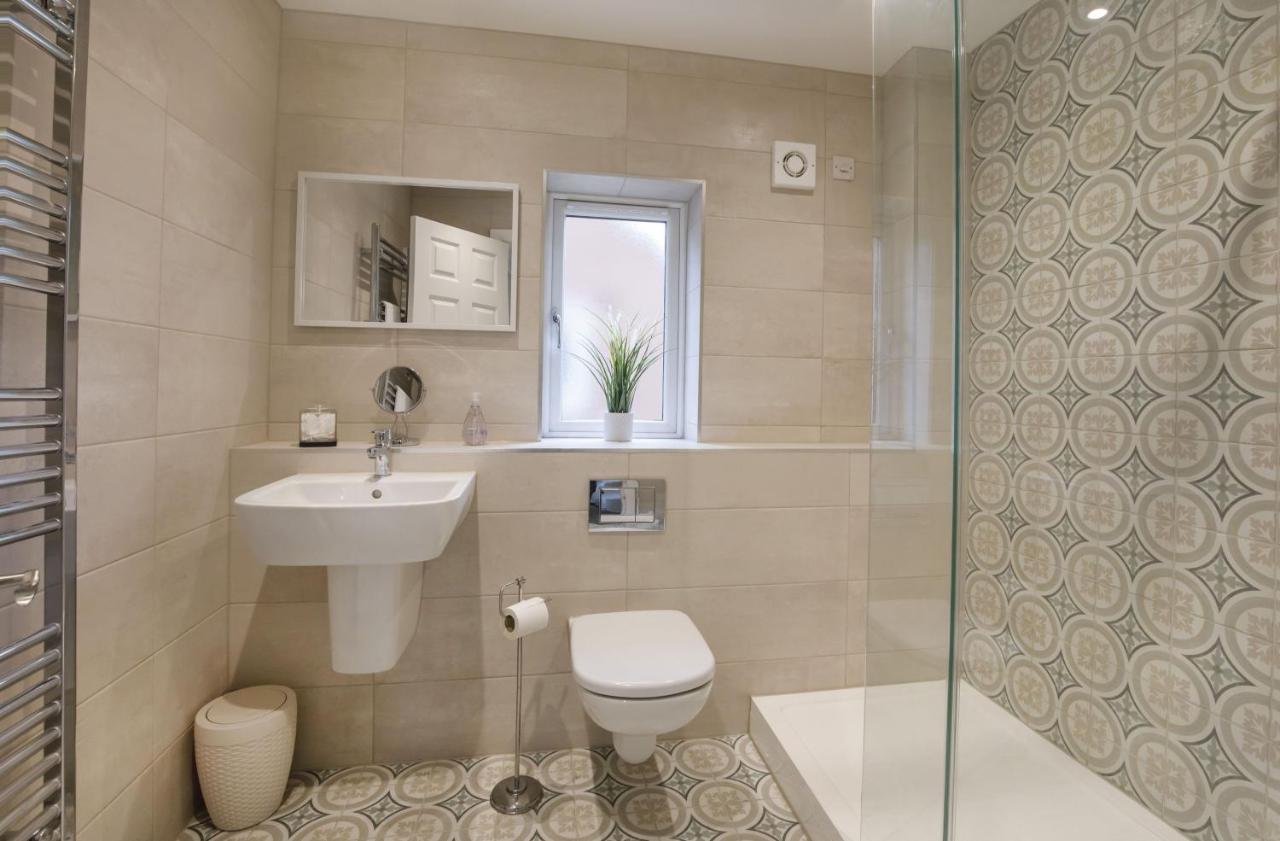 The Willows With Free Parking For 2 Cars York Bagian luar foto