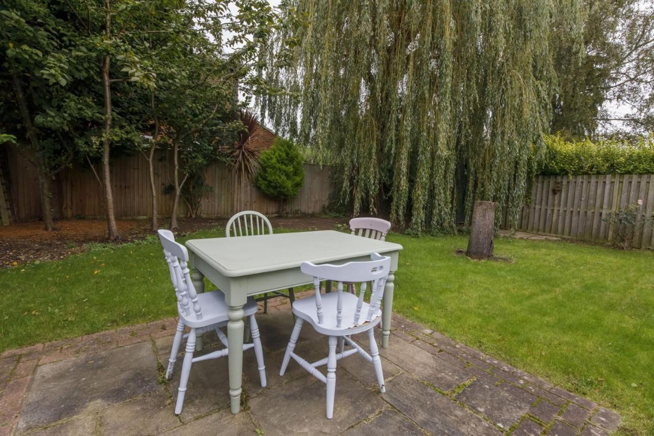 The Willows With Free Parking For 2 Cars York Bagian luar foto